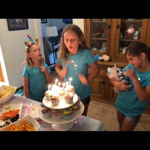 Meet your Posher, Monique